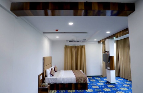 Nandurbar Hotel | PG Resort