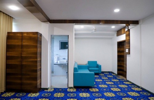 Nandurbar Hotel | PG Resort