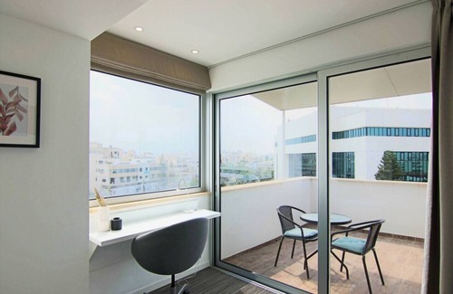 Acropolis Apartment | Phaedrus Living: Luxury Suite Nicosia 507