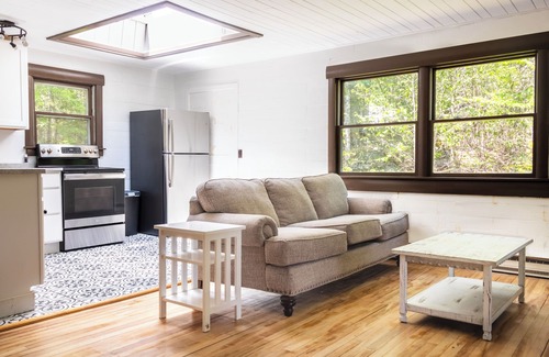 Lucerne-in-Maine Cabin | Phillips Lake Cozy Cabin