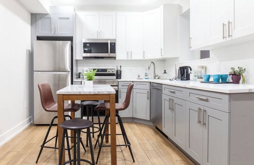 West Philadelphia Apartment | Philly - Haverford 2BDR Unit
