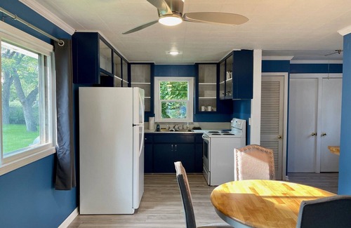 Oscoda Cottage | Phoebe's Lake Escape · Private Home with Full Beach Access
