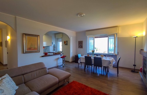 Calozzo Apartment | Pianellina appartamento vacanze con vista lago