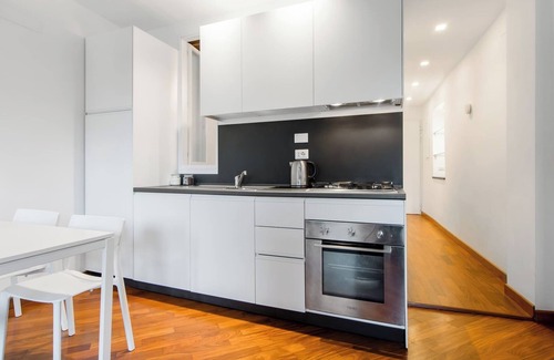 Rione V Ponte Apartment | Piazza Navona-Coronari House