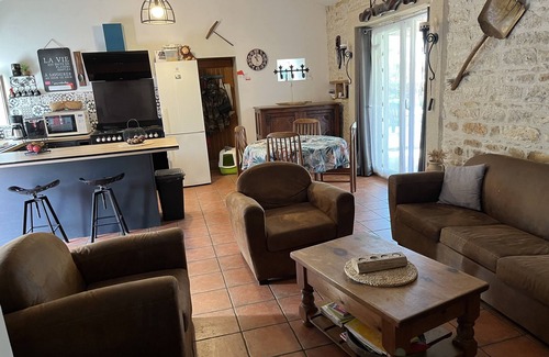 Messe Cottage | Picturesque cosy cottage in the French countryside to relax with private pool.