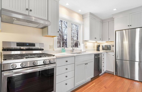 Cape Porpoise House | Picturesque Home with Harbor Views!