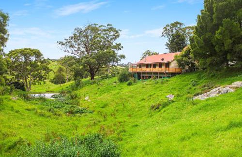 Central Tilba Apartment | Picturesque Pet-Friendly Farm Stay, Central Tilba , Near Mystery Bay!