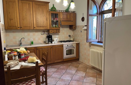 Tuoro sul Trasimeno Villa | Piece of Lake Trasimeno Paradise: Lush Hillside Private Villa & Pool