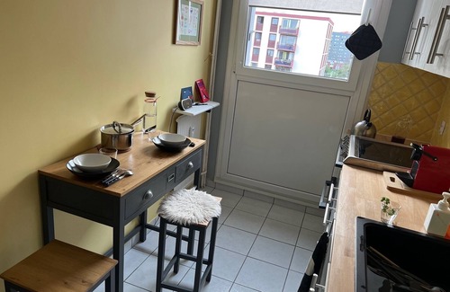 Saint-Denis Apartment | Pied à Terre Personnel à Saint Denis : Studio 7e Ciel !