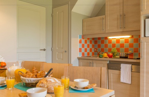 Port-en-Bessin-Huppain House | Pierre & Vacances Residence Le Green Beach