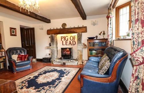 Bonsall Cottage | PIG-OF-LEAD, family friendly, character holiday cottage in Bonsall