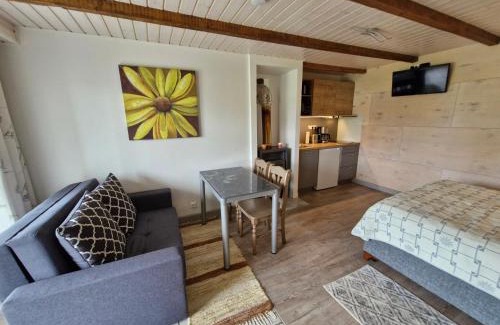 Kuressaare House | Piibelehe Guest Accommodation