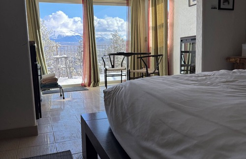 Woodland Park Bed & Breakfast | Pikes Peak Paradise Bed and Breakfast