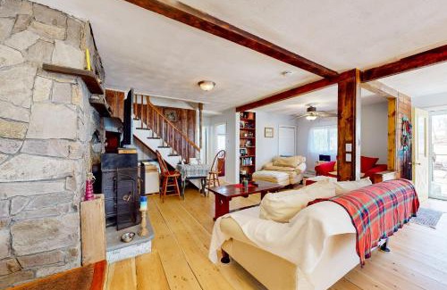 Cedar Bushes House | Pilgrim Paradise