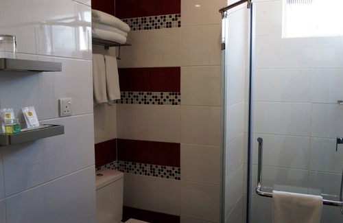 Kuching Hotel | Pine Garden Hotel