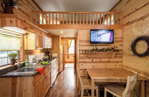 Dennisville Hotel | Pine Haven Campground