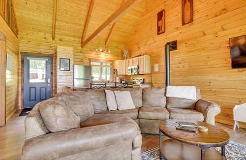 Mindoro Cabin | 'Pine Knob' Cabin w/Bluff Views in Mindoro!