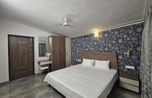 Yelagiri Apartment | Pine Tree Garden - No Alcohol Zone