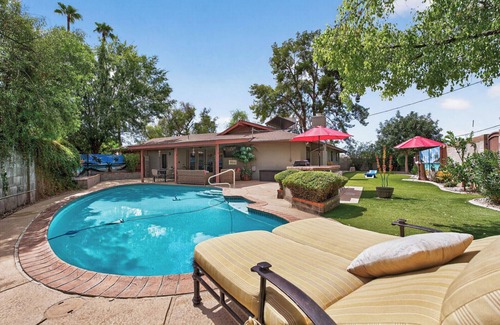 Rural-Geneva House | Pineapple Oasis - Private Heated Pool, Built-In BBQ, Game Room, ASU, Scottsdale
