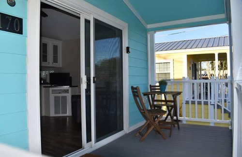 Southgate House | Pinecraft Blue Heron Tiny Home
