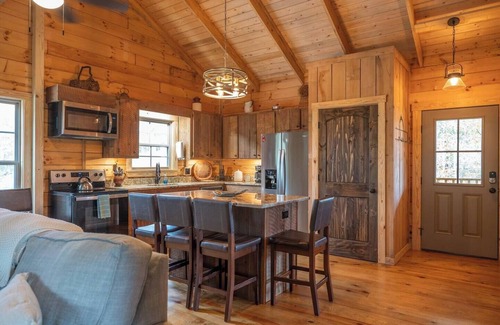 Talladega Cabin | Pinhoti Ridge Retreat Cabin 4, Ridgeview