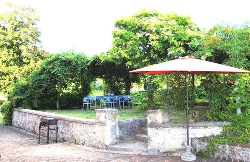 San Pietro di Feletto Villa | PINK HOUSE VILLA, close Venice, Prosecco hills and Dolomites, Cortina