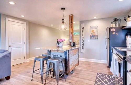 Dayton House | Pinot Valley Escape
