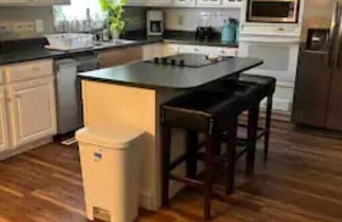 Radcliff Apartment | Pioneer House