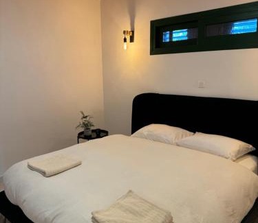 Pelentri Apartment | Pirella House