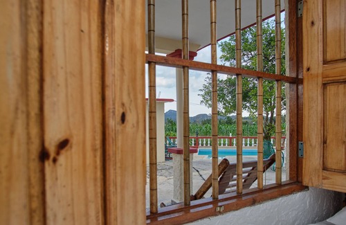 Vinales Villa | Piscina vistas y WiFi gratis en Viñales