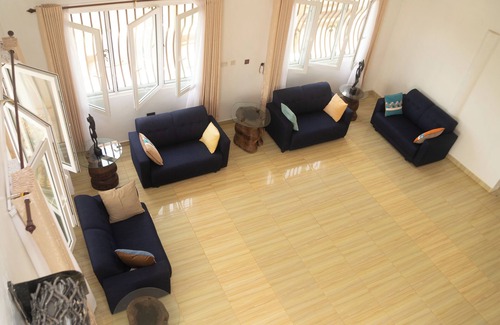 Elmina House | Pito Guest House