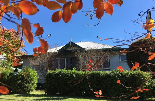 Warwick House | Pitstop Lodge Guesthouse B&B