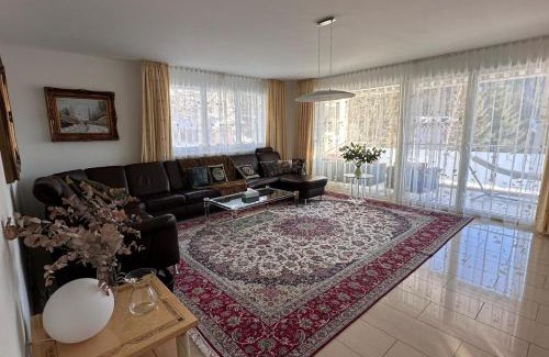 Meierhof Apartment | Piz Alpina die grosse, moderne Wohnung mit Bergsicht