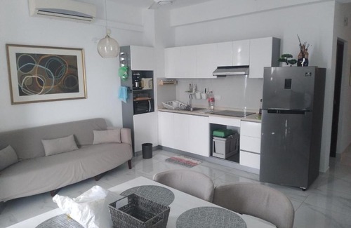 Uswetakeiyawa Apartment | PL BEACH FRONT APARTMENT