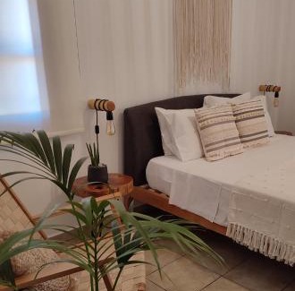 Finikas Apartment | Plakourakia