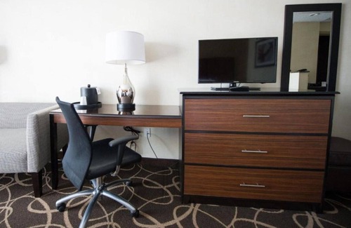 Newark House | Planning a weekend in New York City, catching our room !