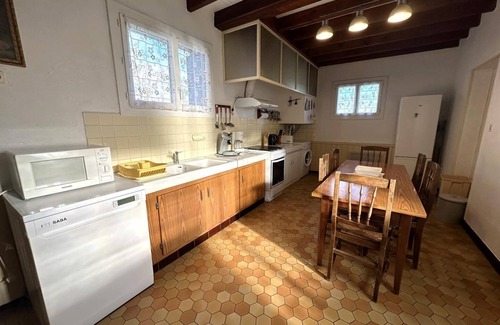 Monget House | Plassot - Monget - Gîte