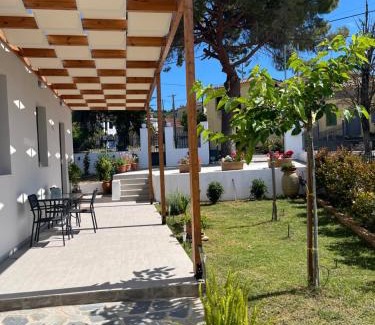 Pylos-Nestoras Apartment | Platanos House - Akritochori Foinikountas