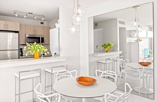 Isla Verde Apartment | Playa Bonita | Right on the Beach | Ocean Views & Pool