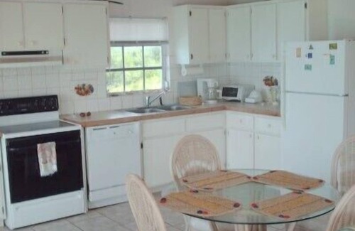 South Palmetto Point House | Playa de Papaya, Waterfront Home.