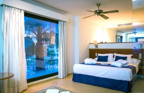 Punta del Moral Hotel | Playamarina