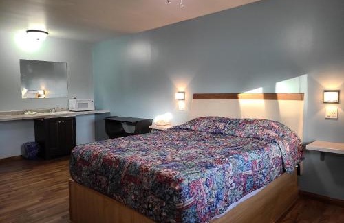 Lockport Hotel | Pleasant Hill Motel