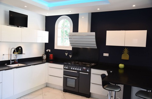 Balma House | Pleasant, quiet, spacious house for luxury vacations