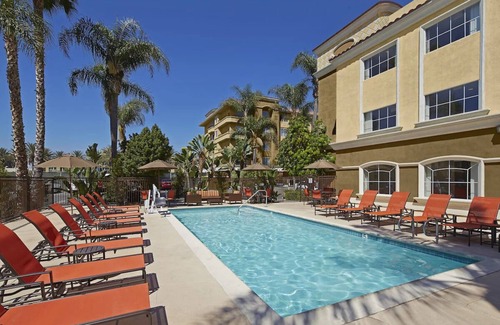 Anaheim Resort House | Pleasant Stay, Convenient Location! Walk to Disney, Outdoor Pool, Free Parking!