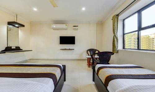 Pallavaram Hotel | PLEASANT STAYS Hotel