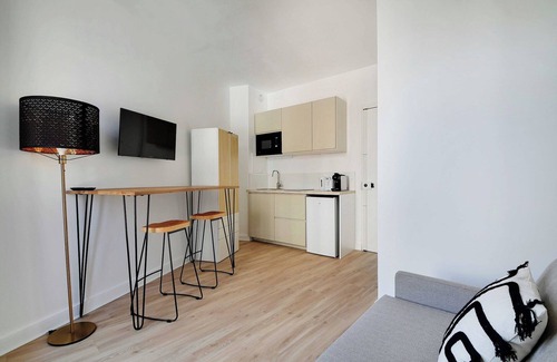 Malakoff Apartment | Pleasant Studio - 2P - Gateway to Paris/Malakoff