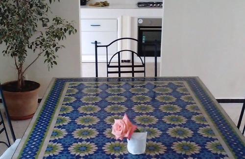 Cite Charaf House | PLEASANT SUNNY VILLA RESIDENTIAL AREA wifi - garden - patio