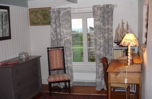 Plogoff House | Plogoff, Pointe du Raz, charming house, seaside, beach access, superb garden