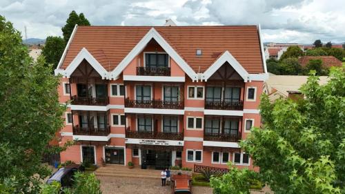 Antsirabe Hotel | Plumeria Hotel