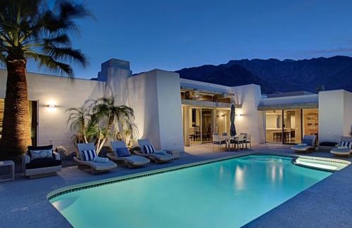 Chino Canyon House | Plush Pad Palm Springs Permit# 2937